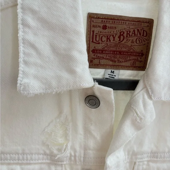 Lucky Brand white distressed denim jacket NWOT - Picture 2 of 3